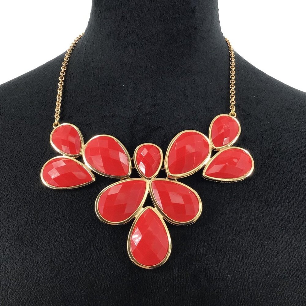 Jane Stone Bubble Bib Chunky Necklace Acrylic Coral Color